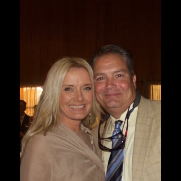 Meet your Posher, Kay - Picture 2 of 2